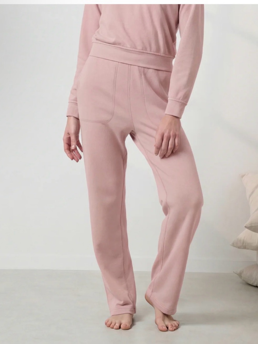 Lunya silk sweats in pink